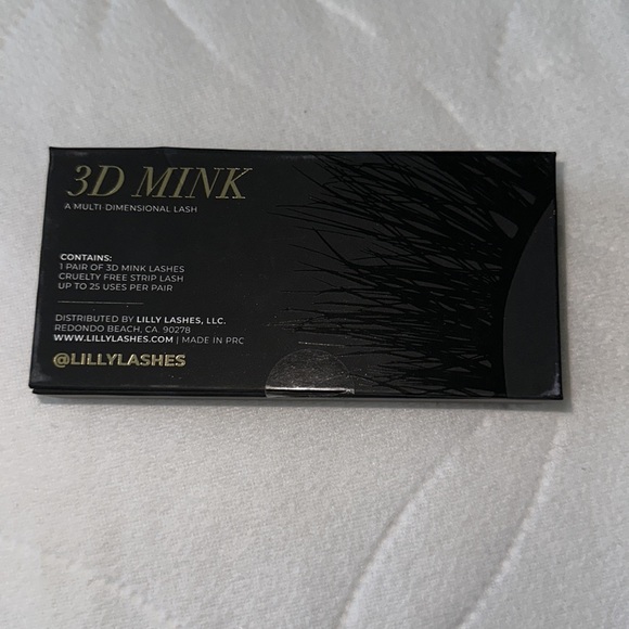 BRAND NEW NEVER USED LILLY LASHES IN THE STYLE LYLA - Picture 2 of 3